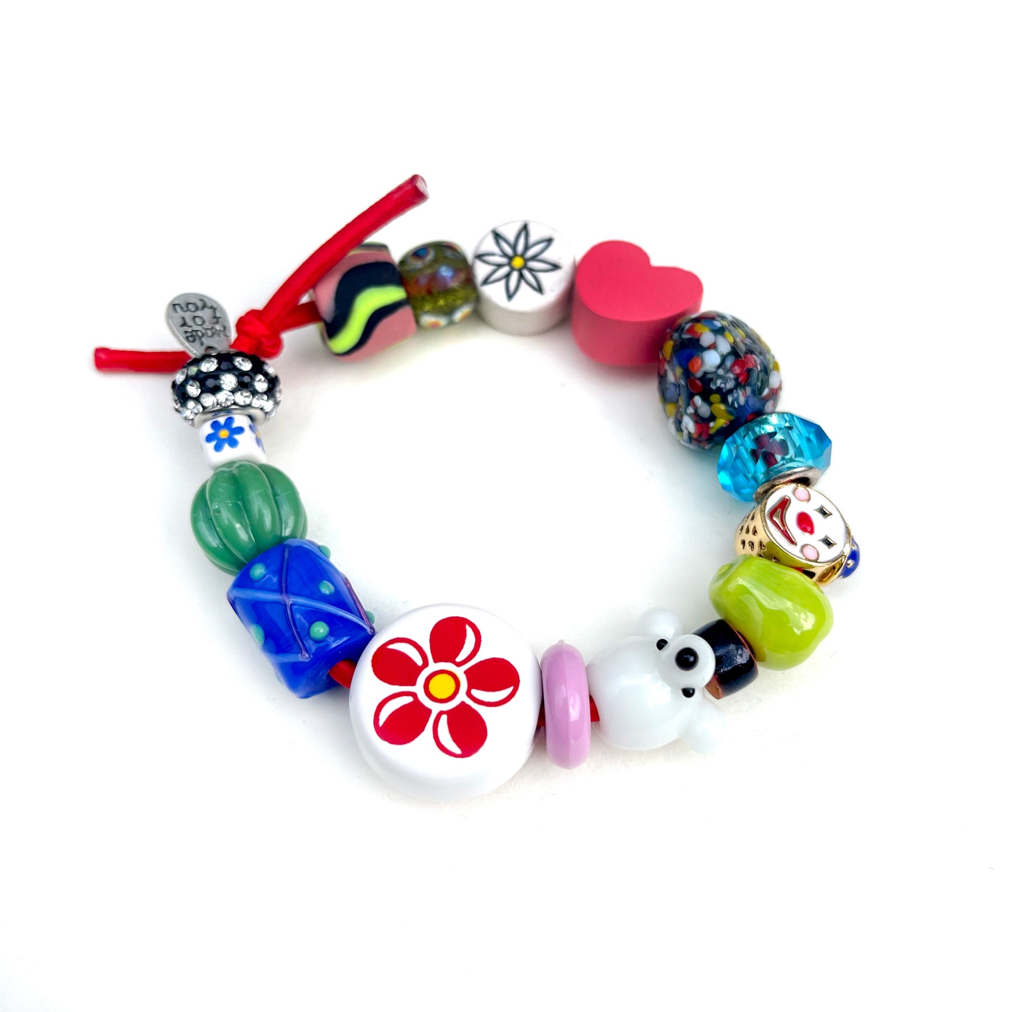 Lucky Trinkets Bracelet LARGE | Red Daisy