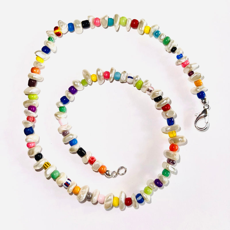 90's Rainbow Vintage Beaded Choker Necklace
