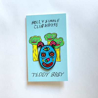 TEDDY BABY ENAMEL PIN
