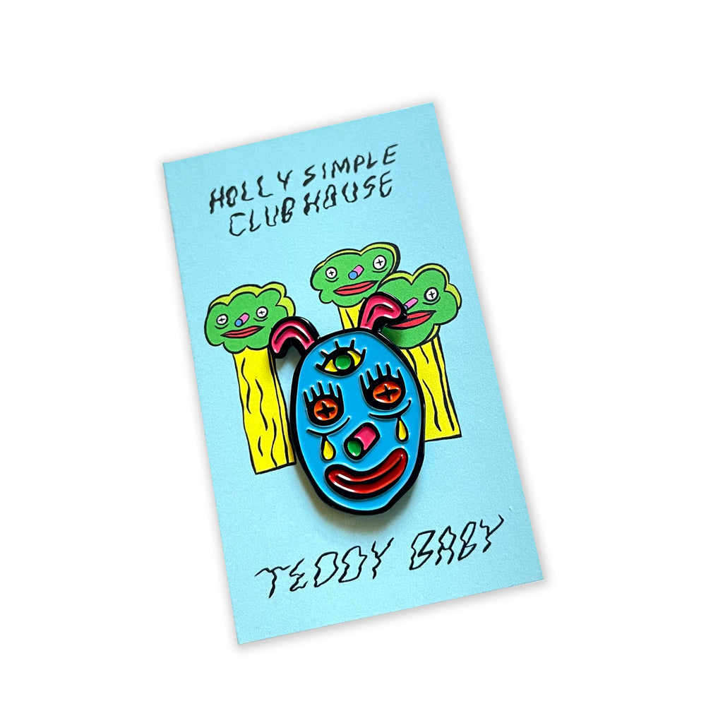 TEDDY BABY ENAMEL PIN